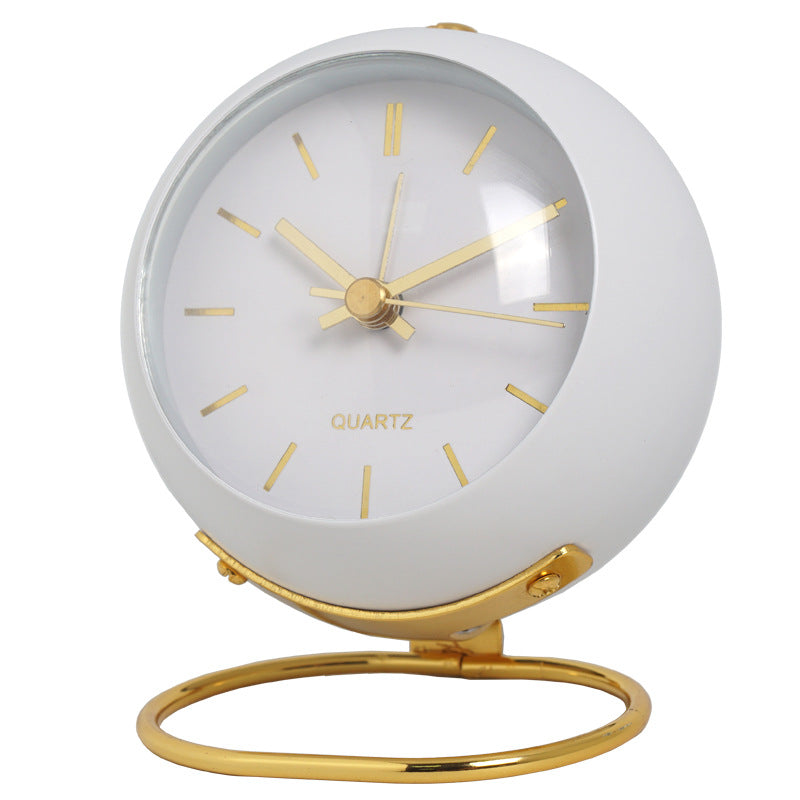Creative electronic desk clock, minimalist children's alarm clock, new desktop bedside, student silent night light pointer clock 590
