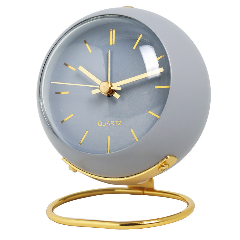 Creative electronic desk clock, minimalist children's alarm clock, new desktop bedside, student silent night light pointer clock 590