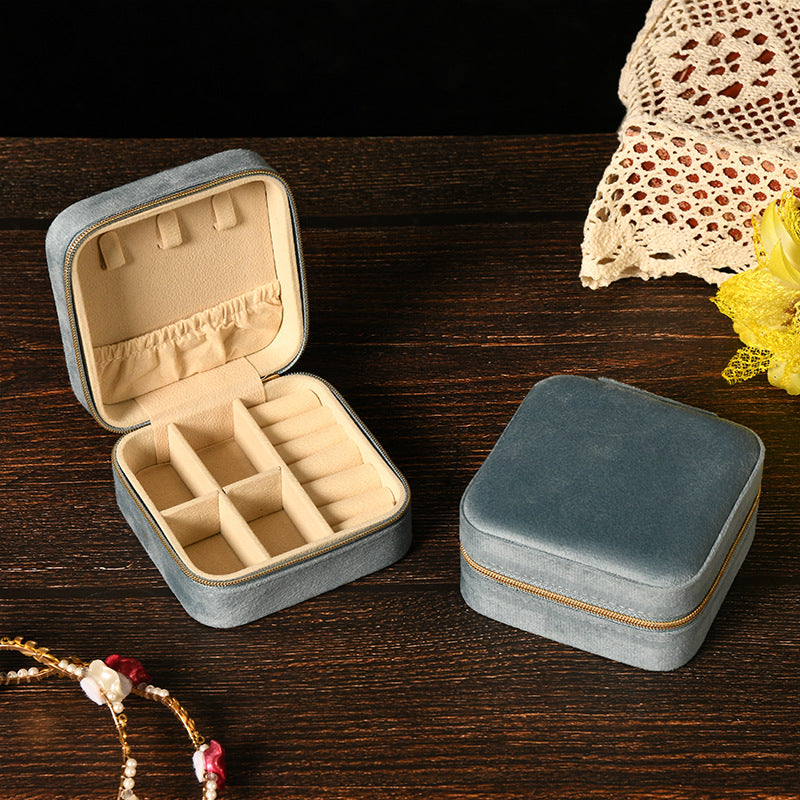 Simple and high-end ins swan velvet jewelry box with mirror 258