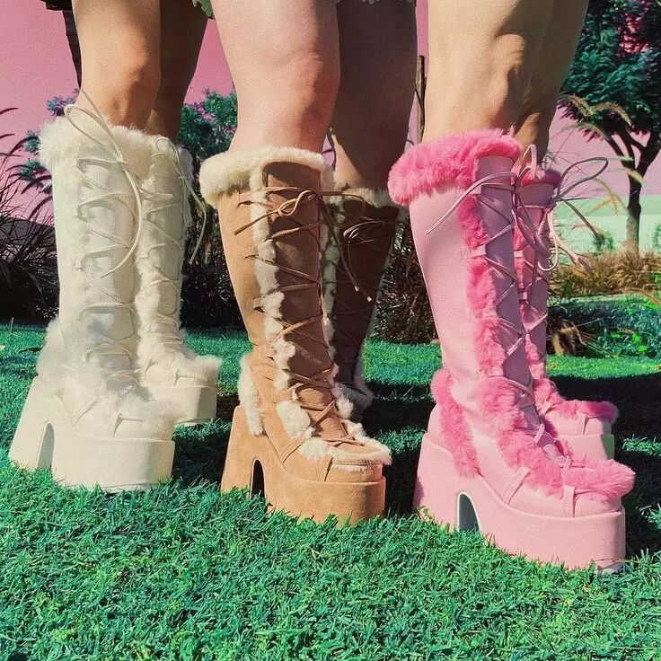 Autumn and Winter Thick Bottom 40-43 Large Hairy High Heels Tall Women's Boots 111