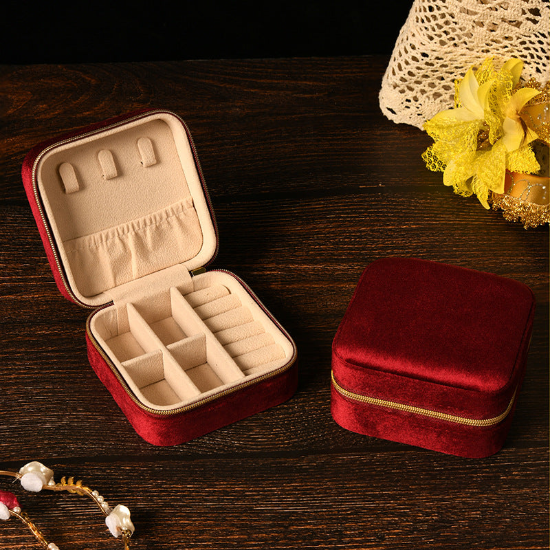 Simple and high-end ins swan velvet jewelry box with mirror 258