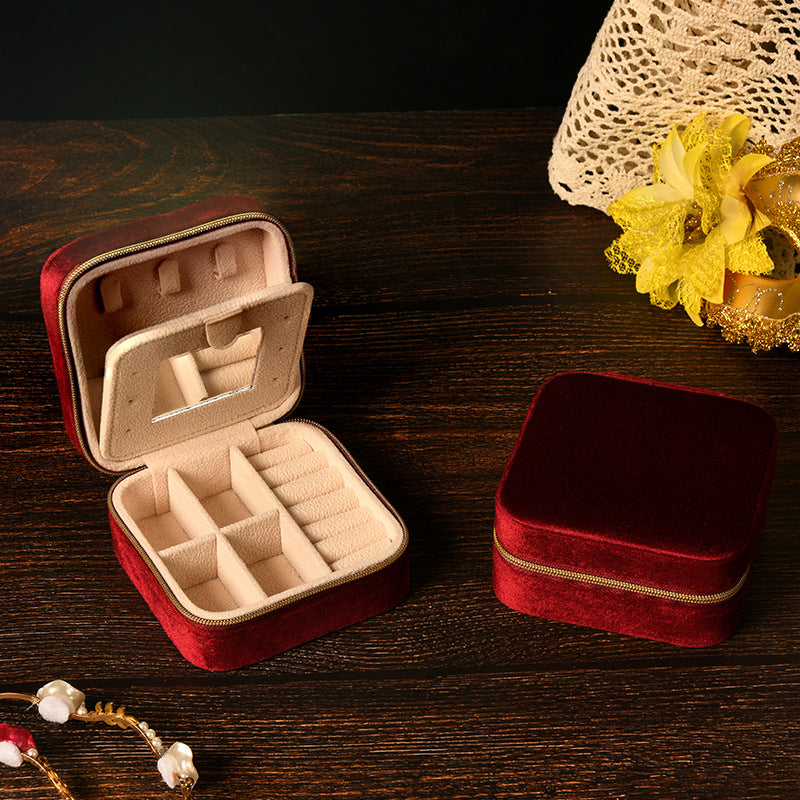 Simple and high-end ins swan velvet jewelry box with mirror 258