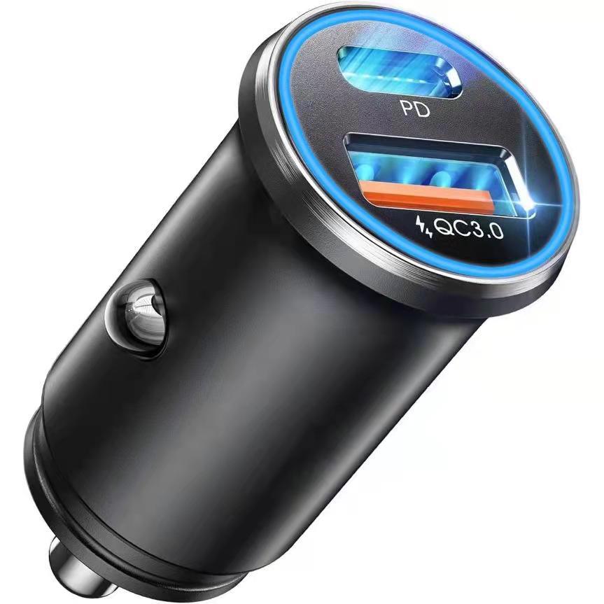 Aluminum alloy car charger, dual PD30W fast charging, suitable for Apple Android one to two car cigarette lighter 375