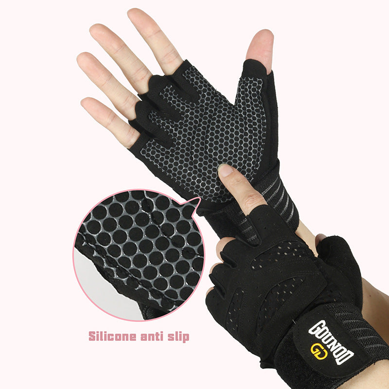 Fitness gloves with extended, breathable, and wear-resistant half finger grip 403