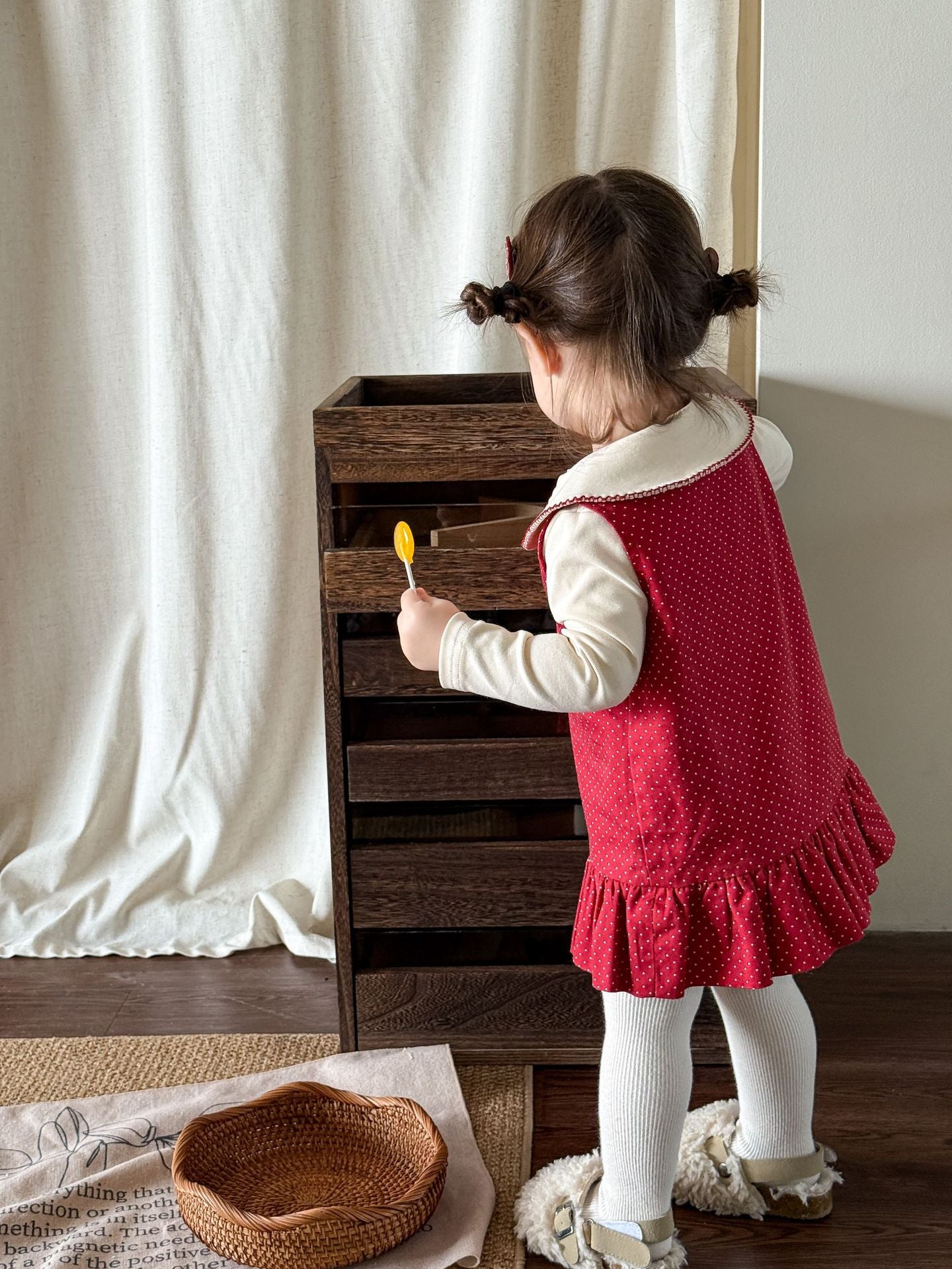 Girls' autumn outfit stylish children's clothing vest skirt 093