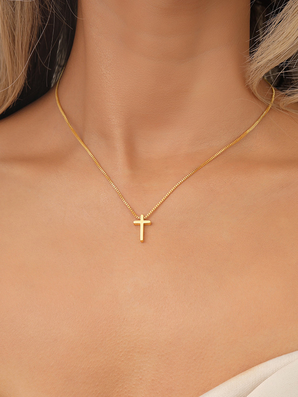 Simple and stylish cross necklace for women 291