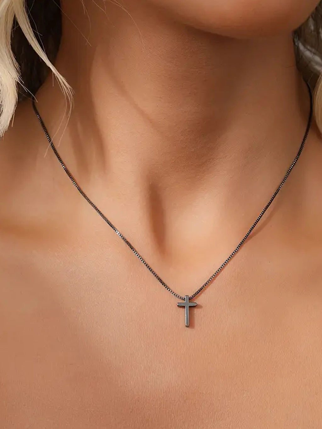 Simple and stylish cross necklace for women 291